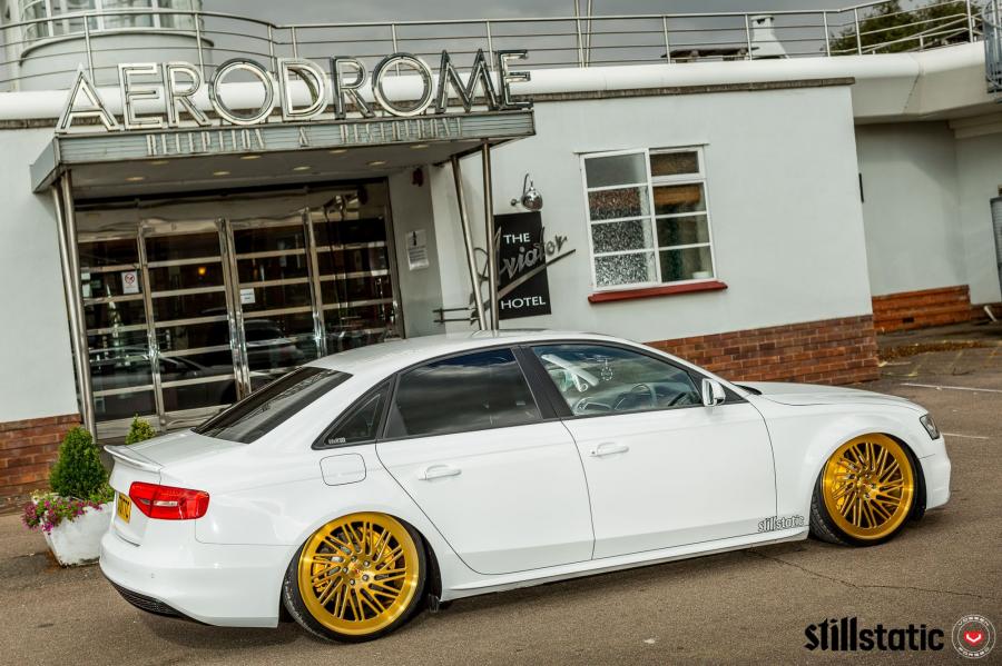  Audi A4 Sedan on Vossen Wheels (LC-105T) 2016 года  (фото 40 из 45)